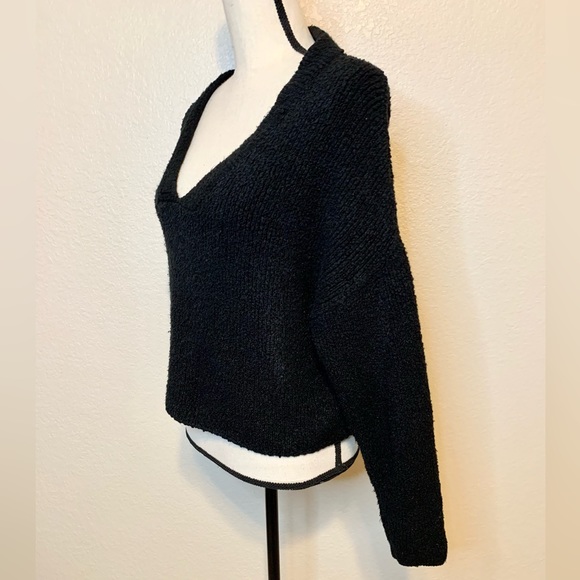 Urban Outfitters Pullover Sweater V-Neck Knobby Knit Boxy Slouchy Black Large - Picture 6 of 16